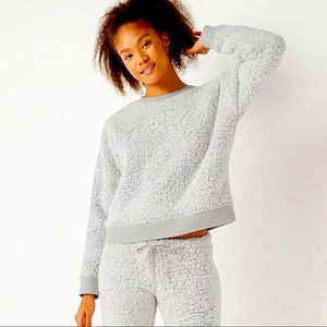 NWT VS Victoria’s Secret Campus Crew Sherpa Sweatshirt Size S